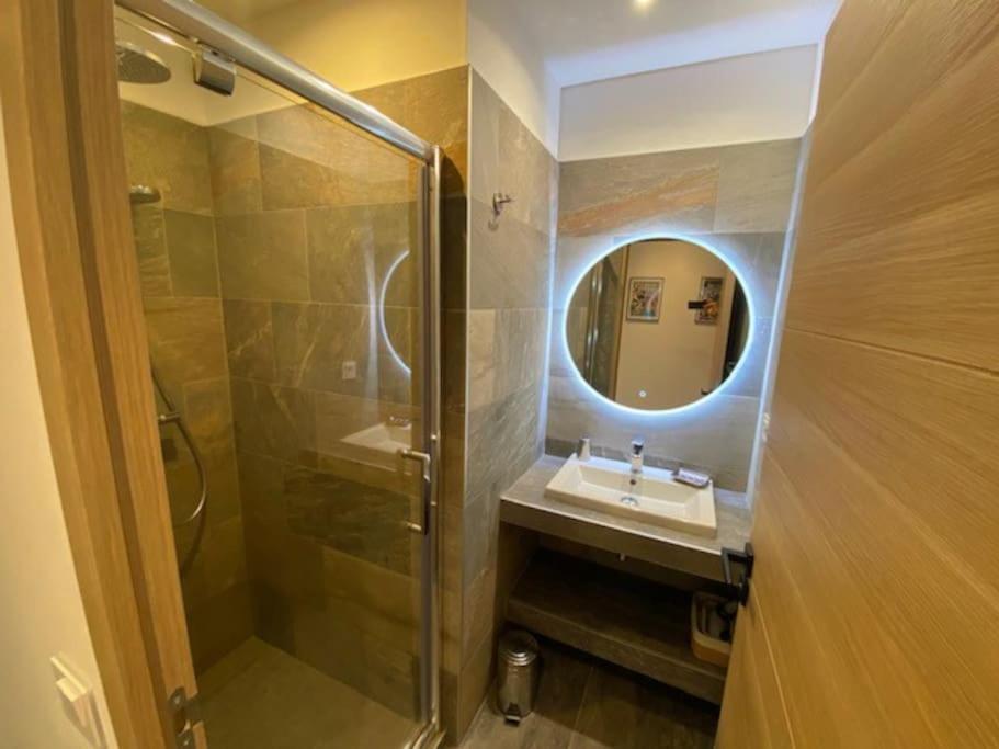Villas Valinco San Martinu Corse Du Sud - Vue Et Proche Mer - Piscines-7 Chambres Олмето Екстериор снимка